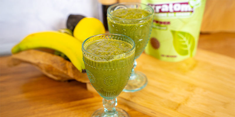 A chocolate nut kratom smoothie A chocolate nut kratom smoothie